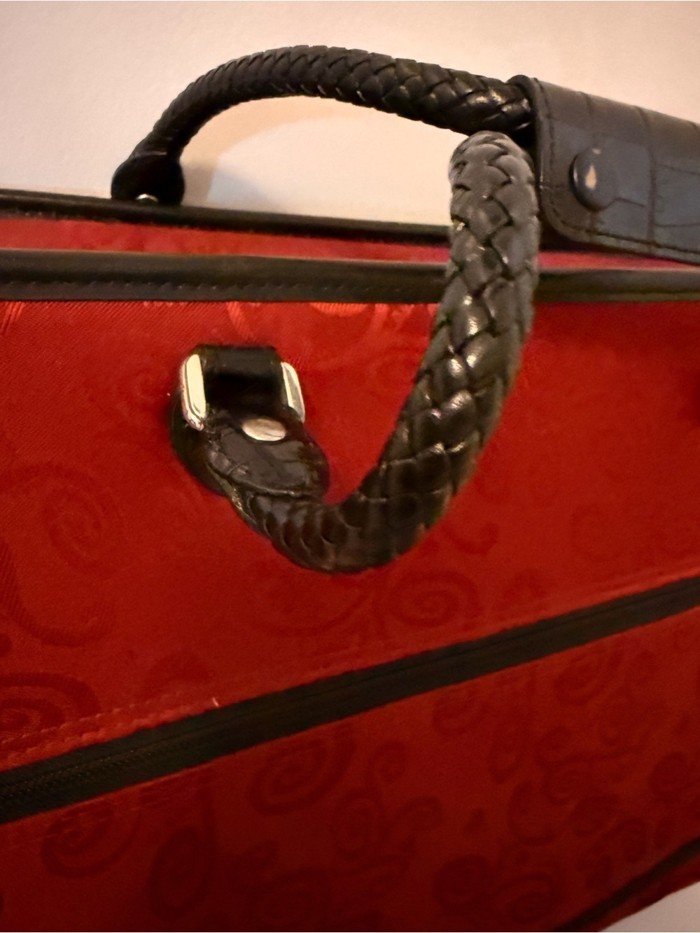 Brighton Ruby Red Jacquard Croc Leather Weekender Travel Bag Carry-On Elegant - Picture 6 of 15